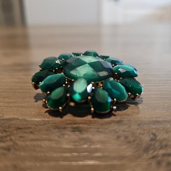 Vintage Signed Monet Cabochon Brooch Large Emerald Green Jewelry Pin Glam 80s - Picture 6 of 13